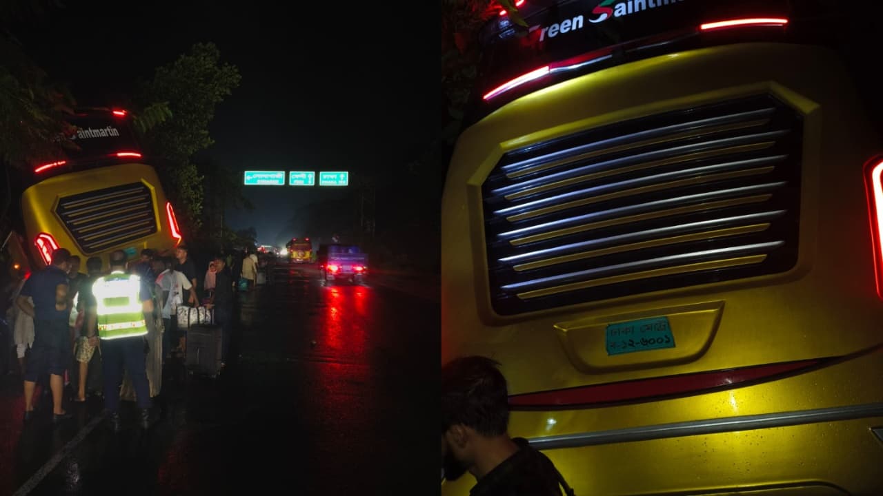ফেনীতে স্লিপার বাস দুর্ঘটনায় চালকসহ তিনজন পালিয়ে গেছেন
