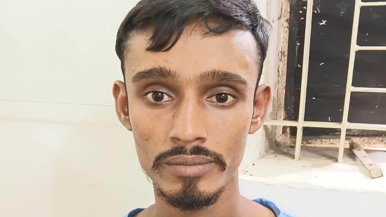 সিরাজগঞ্জে আদালত ভবন থেকে লাফ দিয়ে পালানো আসামি গ্রেপ্তার