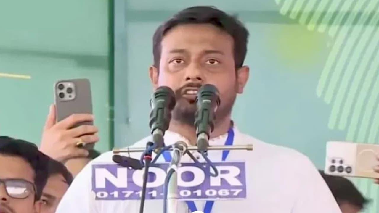 এনসিপি নেতা কুমিল্লায় আ.লীগ কর্মীদের প্রশাসনের হাতে তুলে দিতে বলেছেন