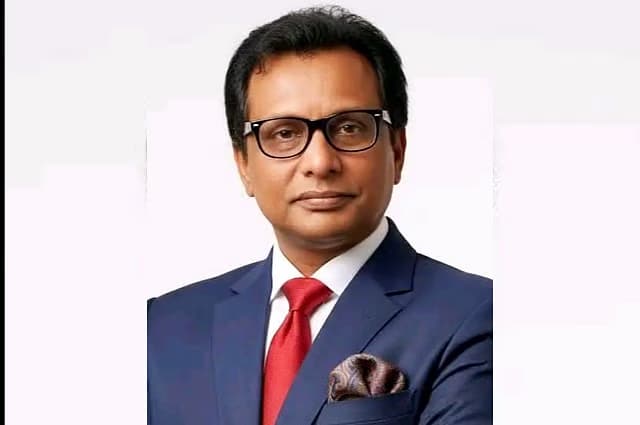 কুমিল্লা–১০ আসনে দলীয় মনোনয়ন না পেয়েও অবশেষে বিএনপির প্রার্থী মোবাশ্বের আলম ভূঁইয়া