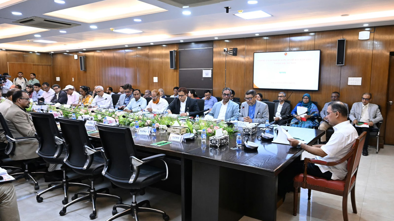 প্রান্তিক মানুষের স্বাস্থ্যসেবা নিশ্চিত করতে প্রধানমন্ত্রীর একগুচ্ছ