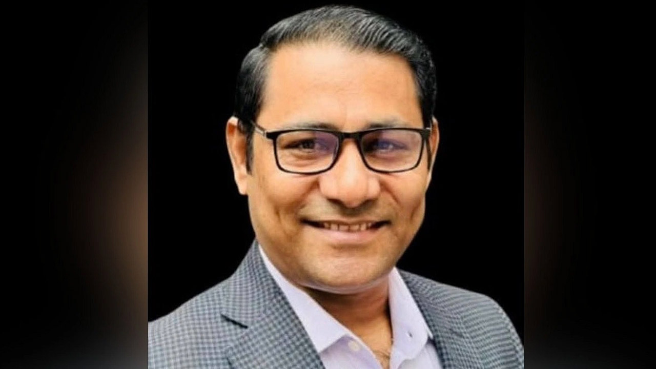 সাংবাদিক মাহবুব আলম লাবলুকে চাকরিচ্যুতির চাপ ও হয়রানির প্রতিবাদে