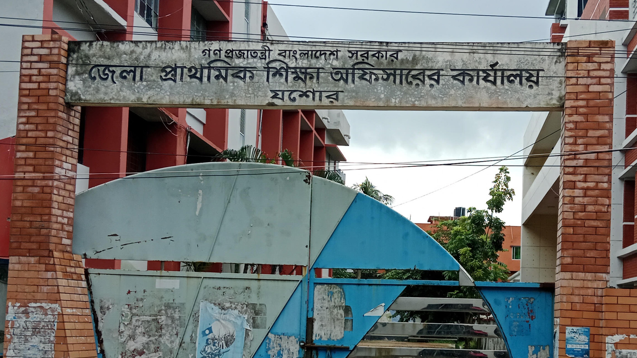 যশোর/স্কুলে কমছে, মাদ্রাসায় বাড়ছে শিক্ষার্থী