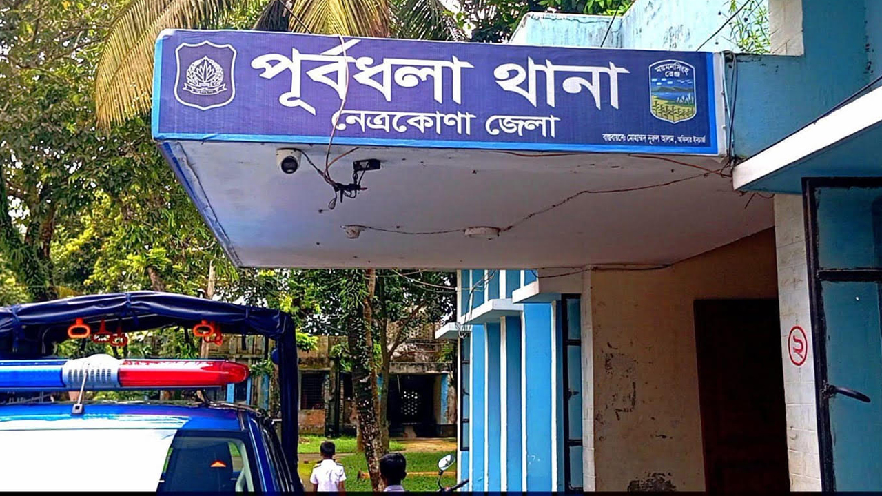প্রেমিকার উপস্থিতিতে বিয়ে ভাঙল, শোকাতুর বাবার ঝুলন্ত মরদেহ উদ্ধার