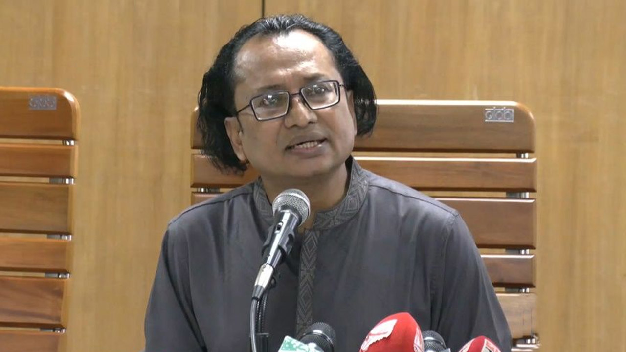 শেখ হাসিনার বক্তব্য প্রচার করলে ব্যবস্থা নেবে সরকার: প্রধানমন্ত্রীর