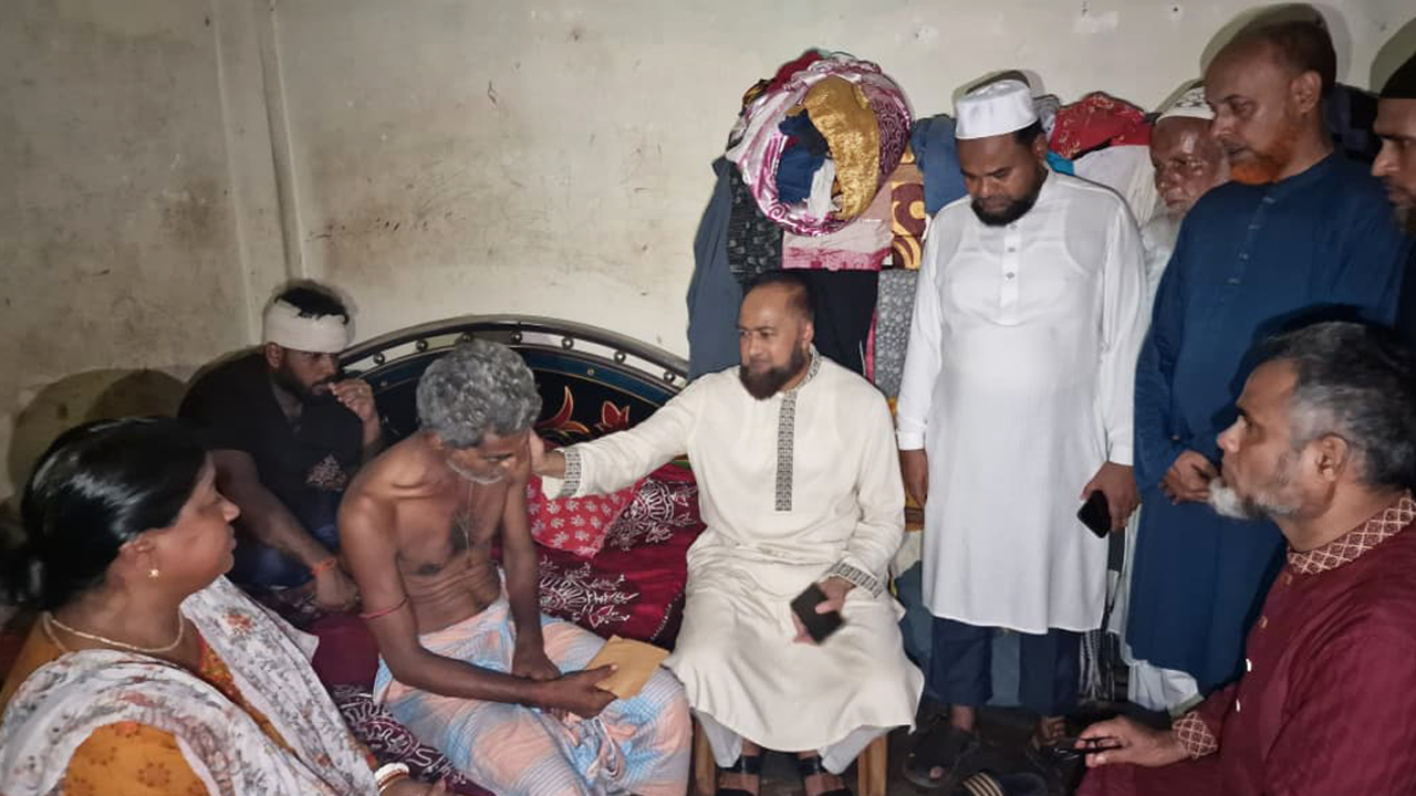 দুর্ঘটনায় নিহত প্রীতমের বোনের পড়াশোনার খরচ বহনের ঘোষণা জামায়াতের