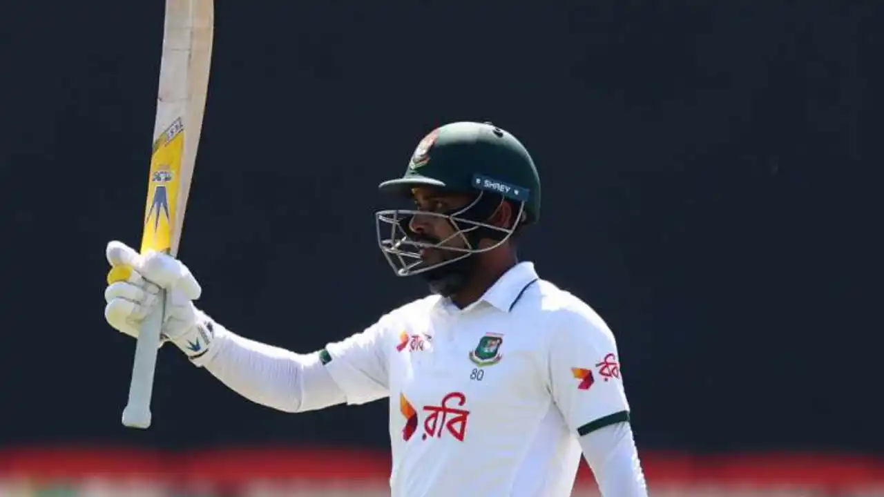 ডারউইন টেস্ট: মিরাজের হাফ সেঞ্চুরিতে ২১৯ রানে এগিয়ে বাংলাদেশ
