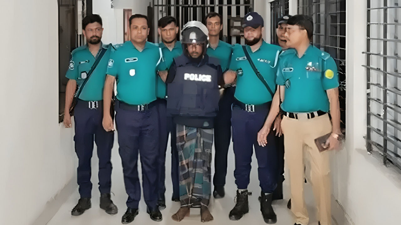 সিলেটে দম্পতি ও গৃহকর্মীকে হত্যা: গ্রেপ্তার বাবুল মিয়া চার দিনের