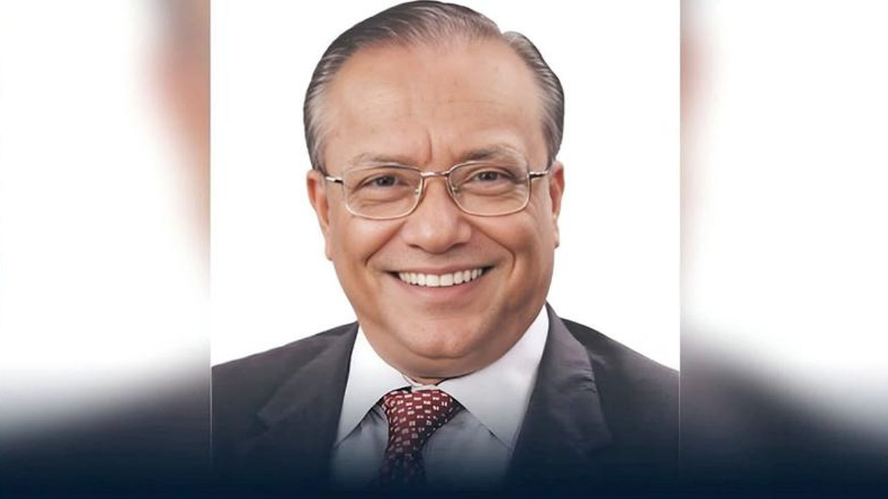 ফেনীর দাগনভূঞায় ফুট ওভারব্রিজ নির্মাণে সড়ক মন্ত্রীর কাছে পরিবেশ