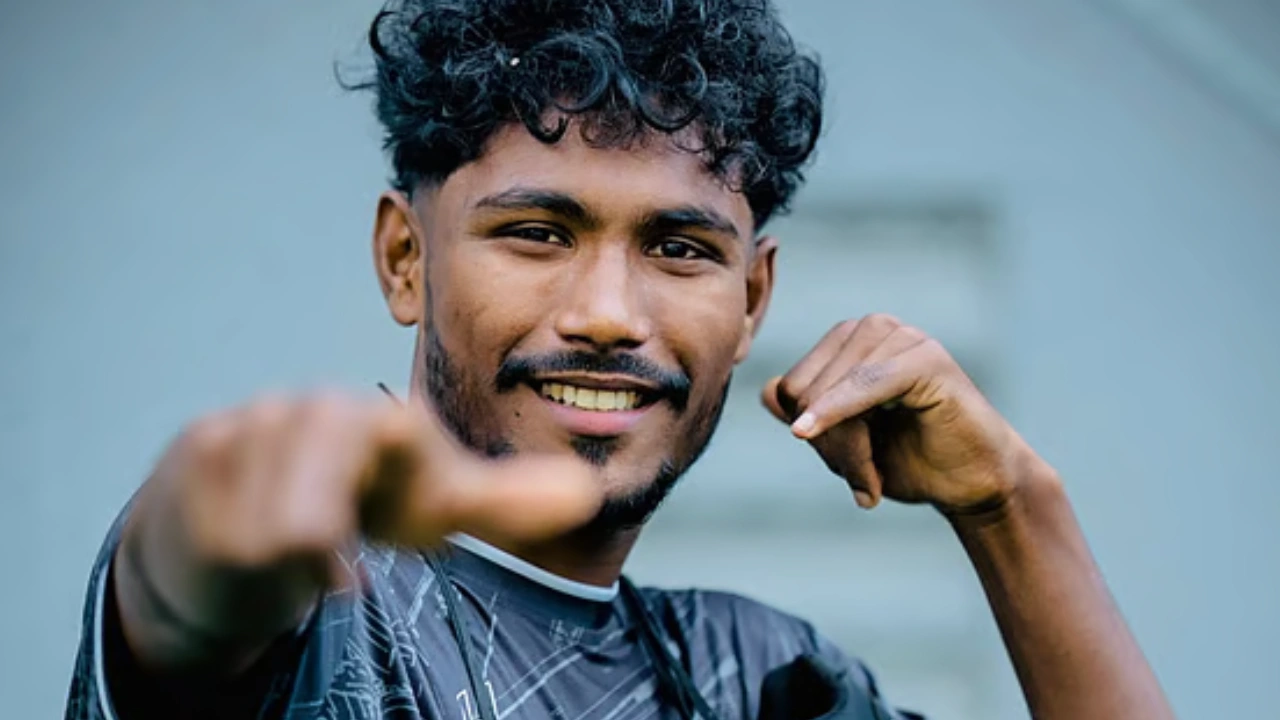 মাঠে মারামারির ঘটনায় আল-আমিনের ১৫ ম্যাচের নিষেধাজ্ঞা