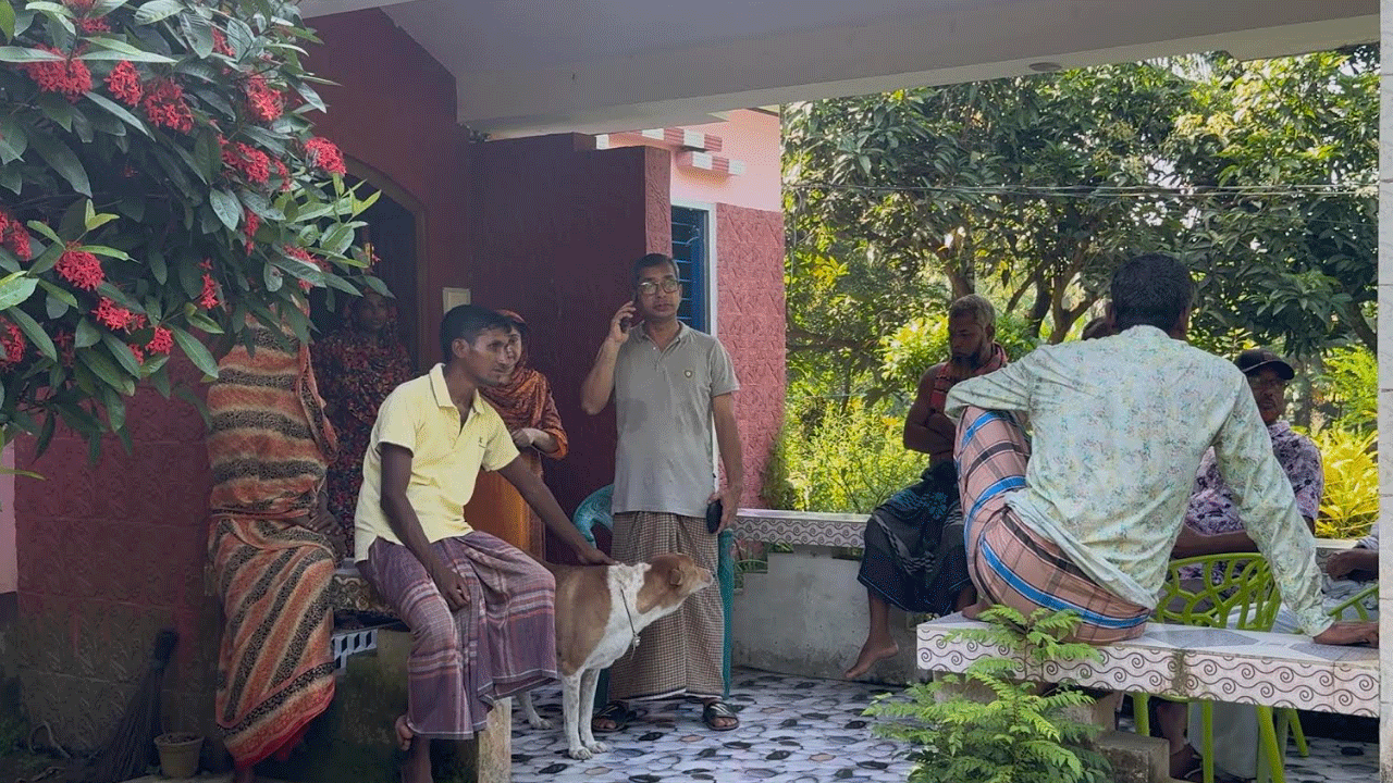 কলকাতায় হোটেলে অগ্নিকাণ্ড: দুই সাতক্ষীরাবাসীর মৃত্যু