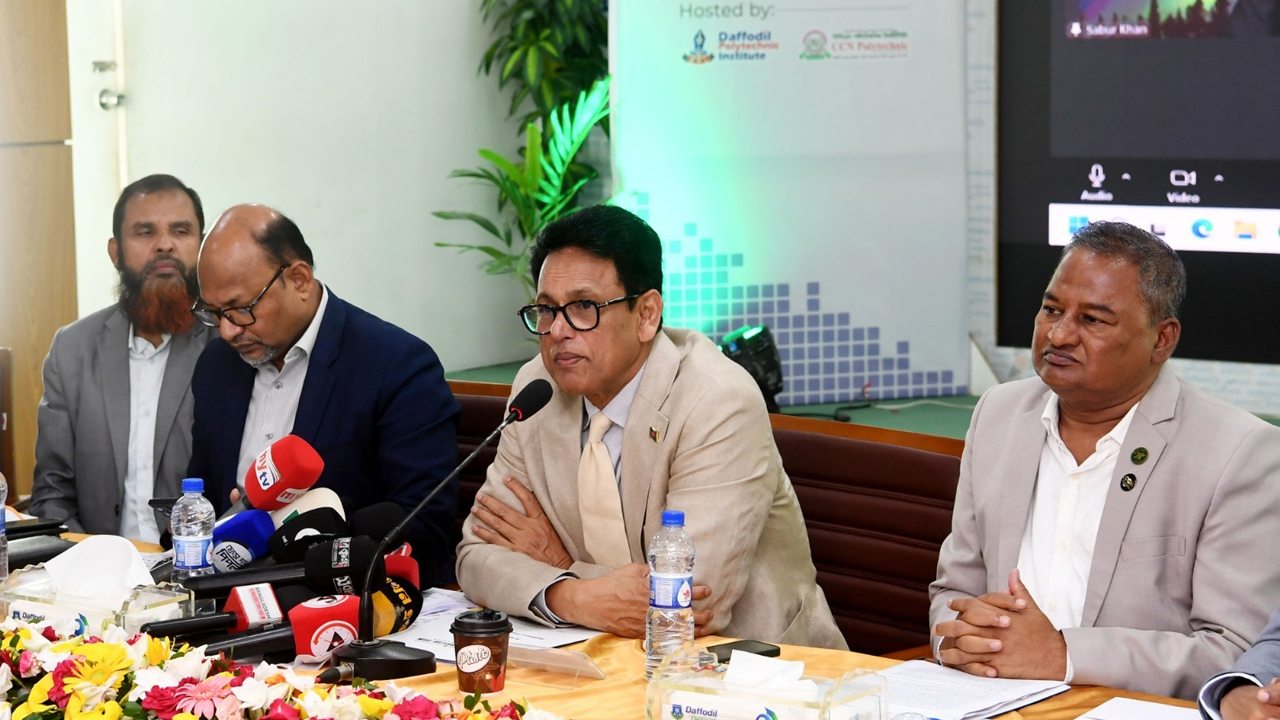জনসংখ্যাকে জনসম্পদে রূপান্তরে কারিগরি শিক্ষার বিকল্প নেই