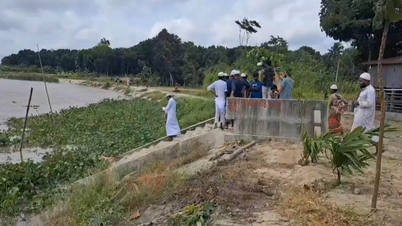 শিবচরে আড়িয়াল খাঁ নদে মিলল নিখোঁজ শিশু আবিরের মরদেহ