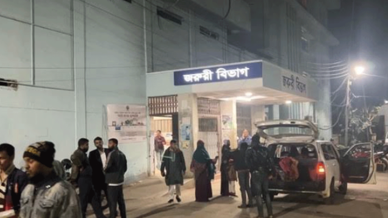 যশোরে মাকে বঁটি দিয়ে হত্যার অভিযোগে ছেলে আটক