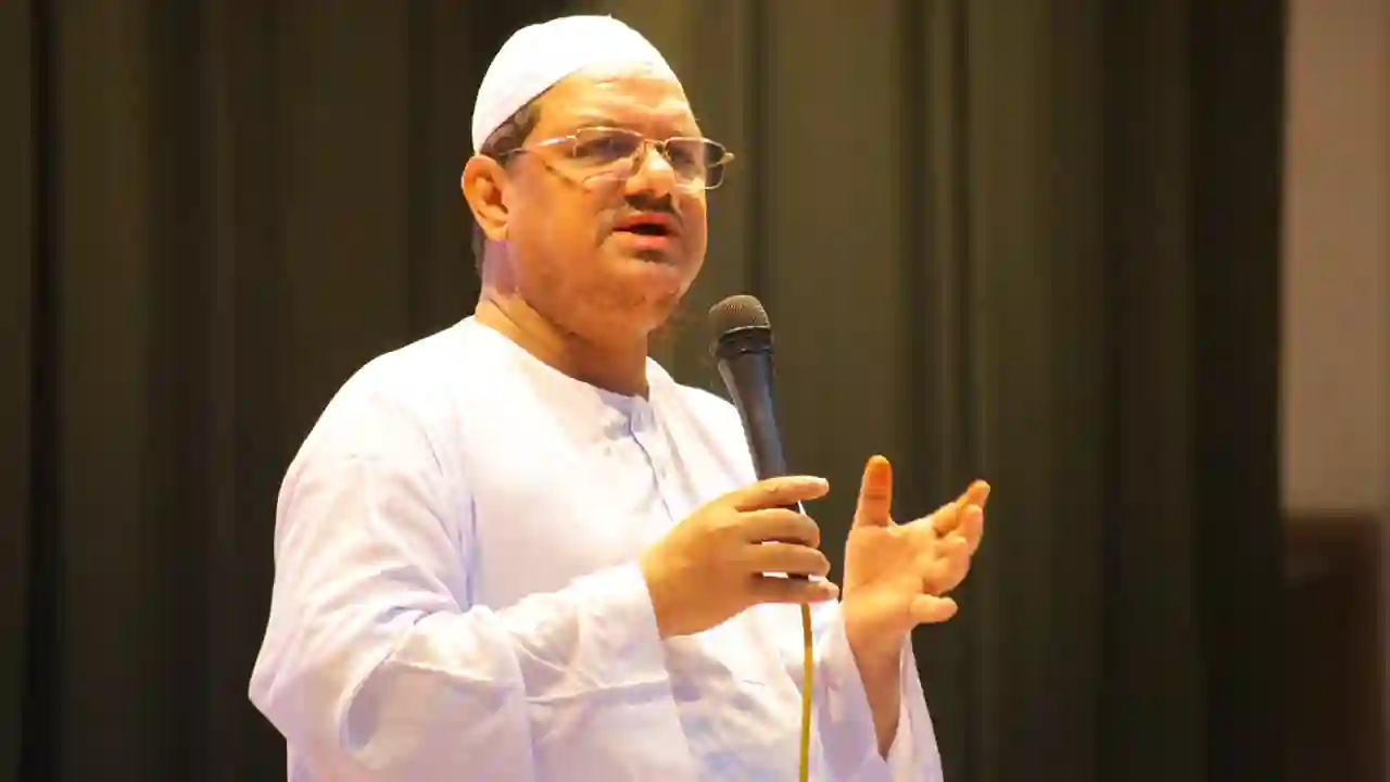 চরমোনাই পীরের সমালোচনায় বিএনপি সরকারের ছয় মাস