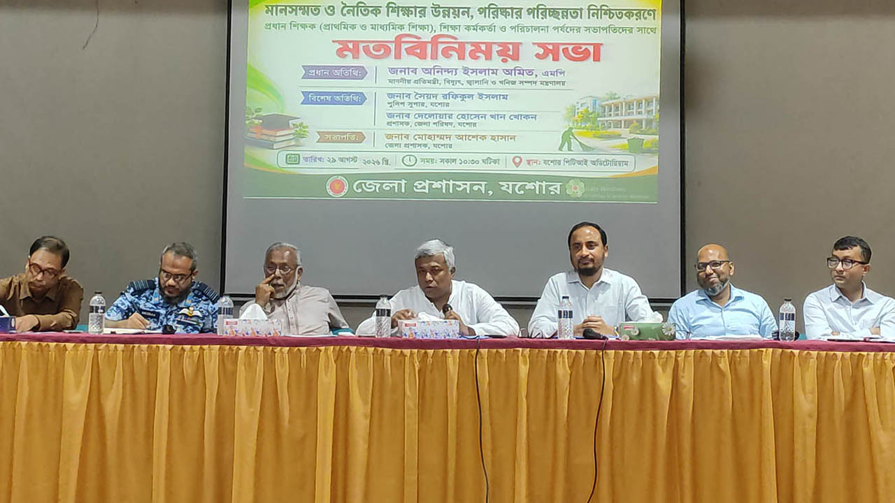 আগামী গ্রীষ্মের আগে ৩ হাজার মেগাওয়াট সৌরবিদ্যুৎ উৎপাদন হবে