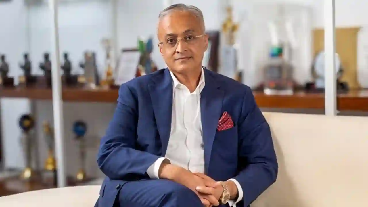 স্ট্যান্ডার্ড চার্টার্ড বাংলাদেশের নতুন সিইও হলেন এনামুল হক
