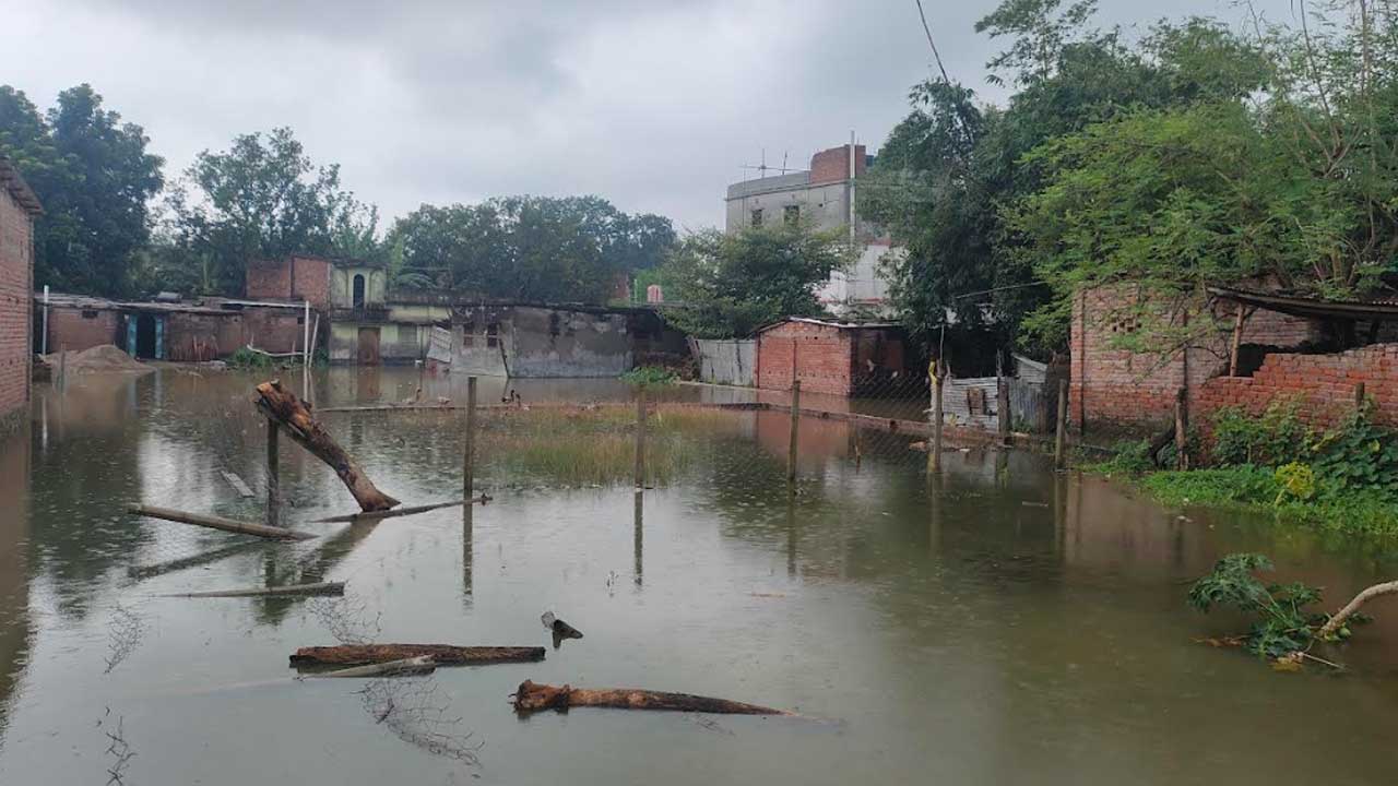 চাঁপাইনবাবগঞ্জে রেকর্ড বৃষ্টিপাতে কৃষকরা স্বস্তি পেলেন