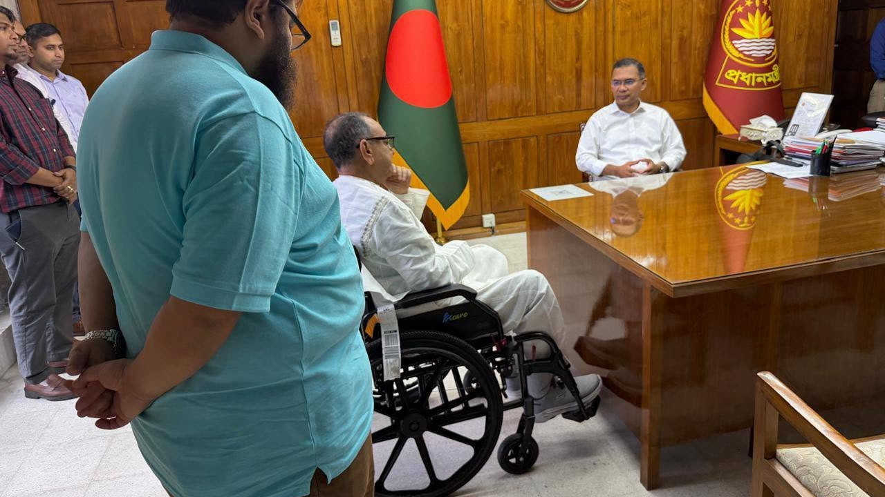 প্রধানমন্ত্রীর সঙ্গে মির্জা আব্বাসের সাক্ষাৎ