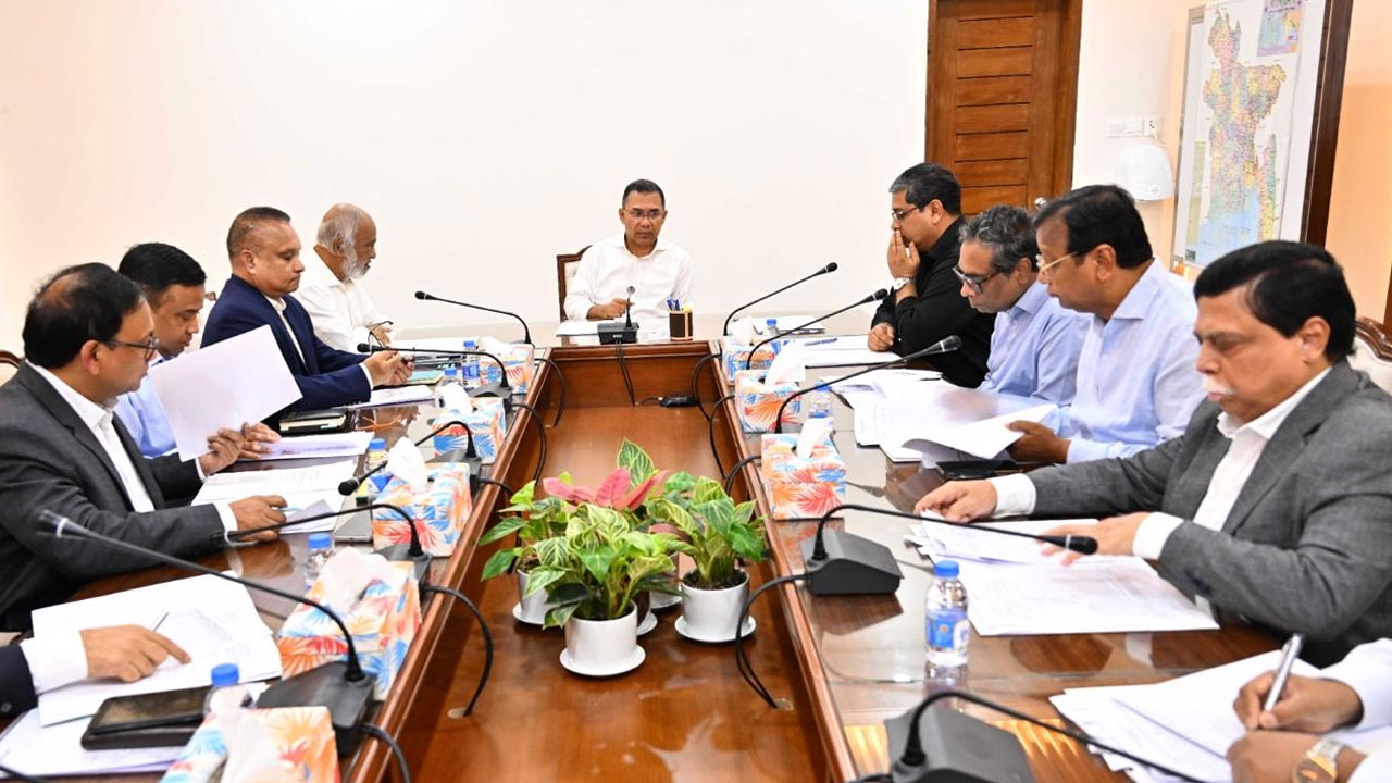 ডেঙ্গু প্রতিরোধে জনসচেতনতা ও পরিচ্ছন্নতা জোরদারের নির্দেশ