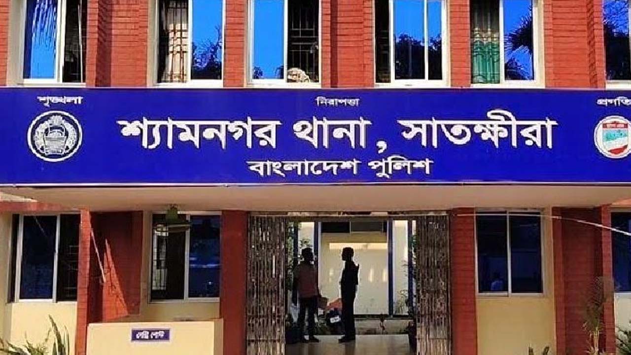 সাতক্ষীরায় বিদ্যুৎস্পৃষ্টে খামারির মৃত্যু