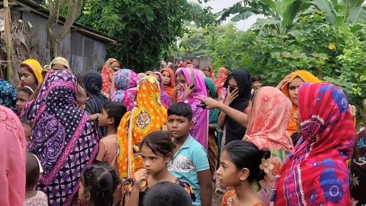 ময়লা ফেলা নিয়ে বিরোধে চাচার লাঠিতে ভাতিজা নিহত