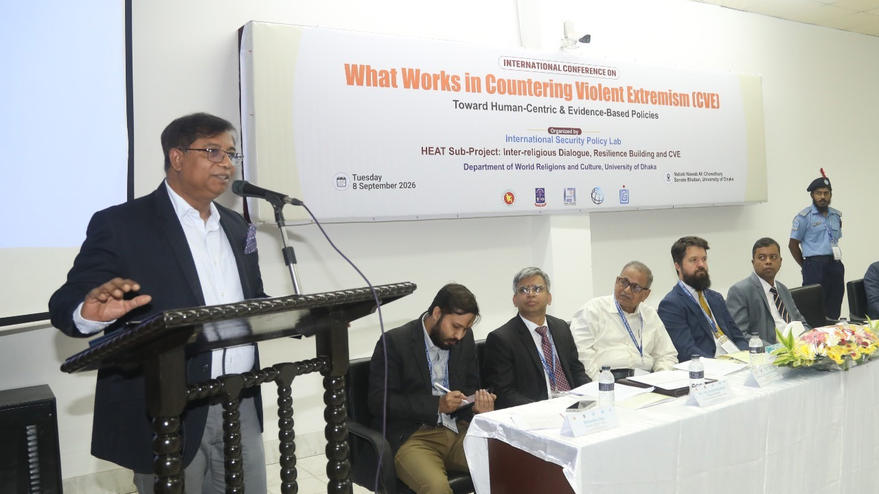 ইউজিসি চেয়ারম্যান উগ্রবাদ ও সহিংসতা মোকাবিলায় গবেষণা কার্যকরে আহ্বান জানান