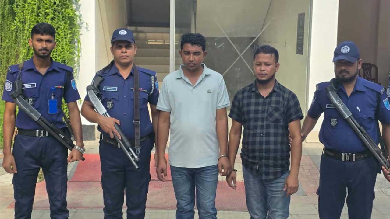 নরসিংদীর তালিকাভুক্ত সন্ত্রাসী হান্নান ও নুরুল ঢাকায় গ্রেপ্তার