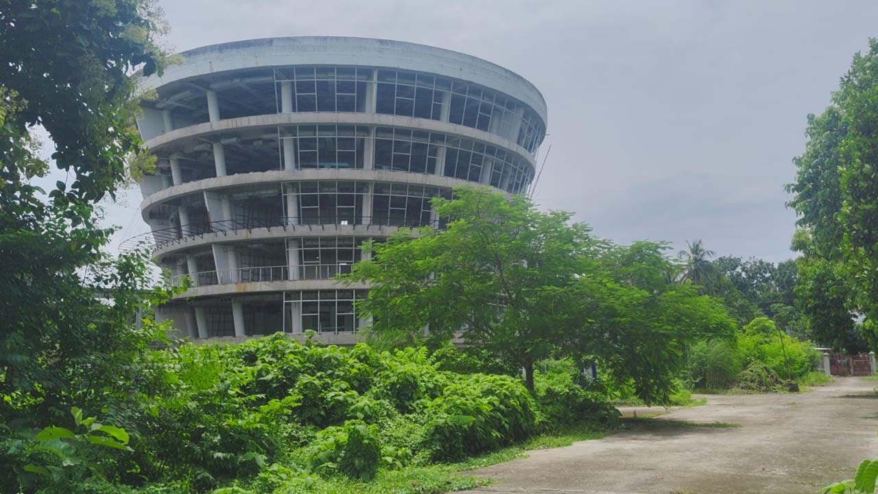 মাগুরায় ৭০ কোটির আইটি পার্ক নির্মাণে আট বছর পারল