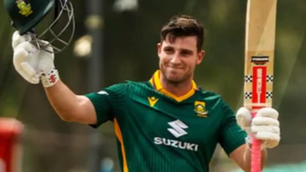 ওয়ানডে অভিষেকেই ১৫০ রান করে বিশ্বরেকর্ড ছুঁলেন জর্ডান হারমান