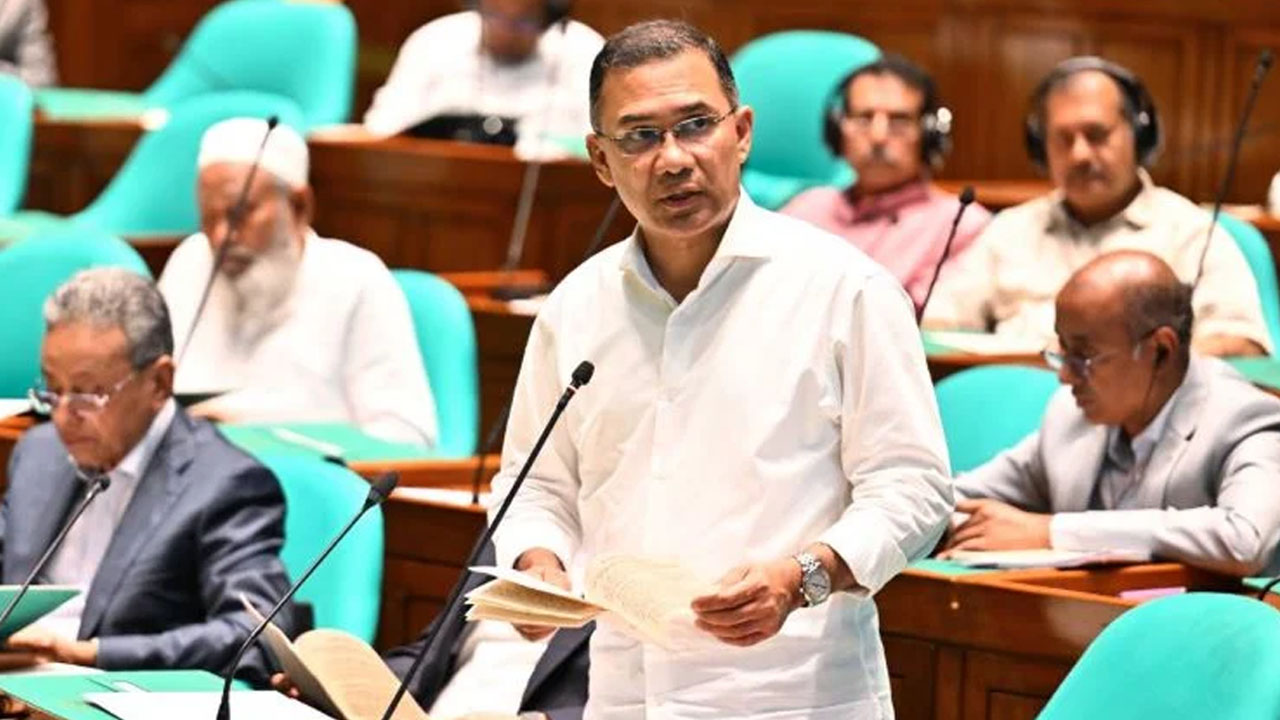 পাঁচ বছরের মধ্যে সেচপাম্পে সৌরবিদ্যুৎ চালুর পরিকল্পনা সরকারের