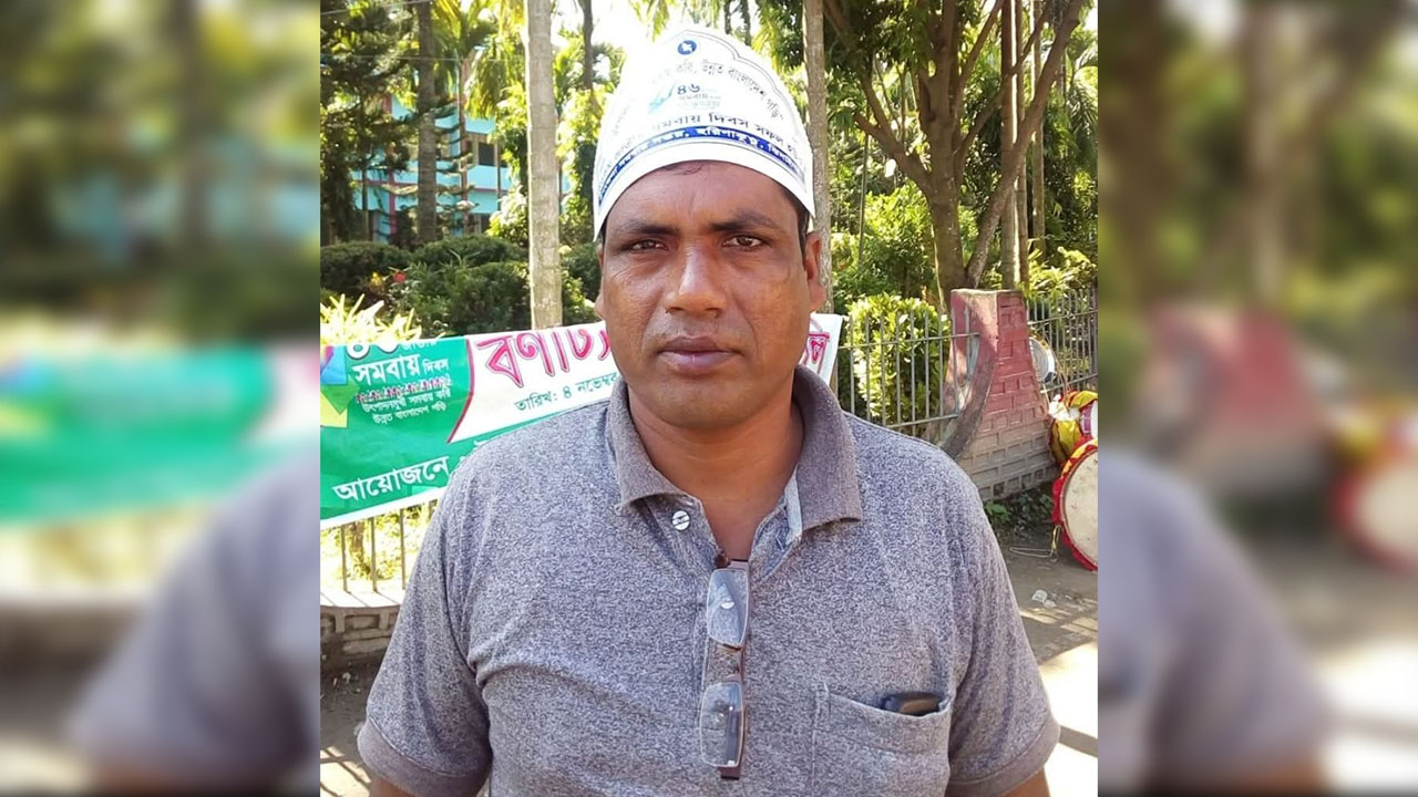 ঝিনাইদহে চরমপন্থি দলের সদস্য ইউপি মেম্বার কুপিয়ে খুন