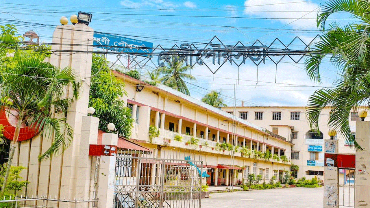 ফেনী পৌরসভায় হোল্ডিং ট্যাক্স বাড়ানোয় ক্ষোভ