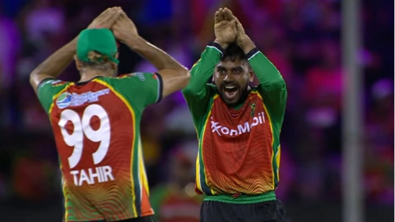 সিপিএলে চারজনকে বোল্ড করে ম্যাচসেরা মিরাজ