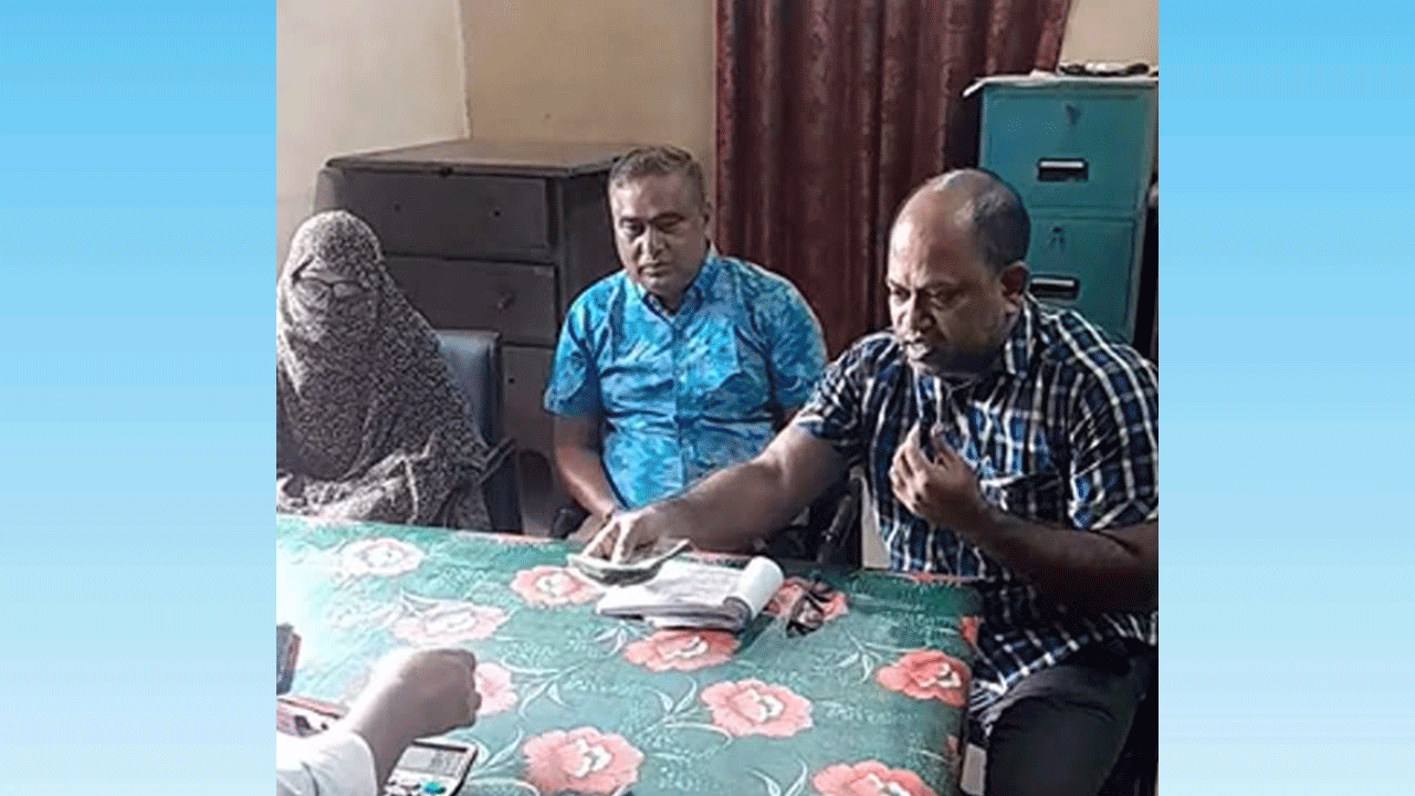 দীর্ঘদিন বিনা টিকিটে ট্রেন ভ্রমণ