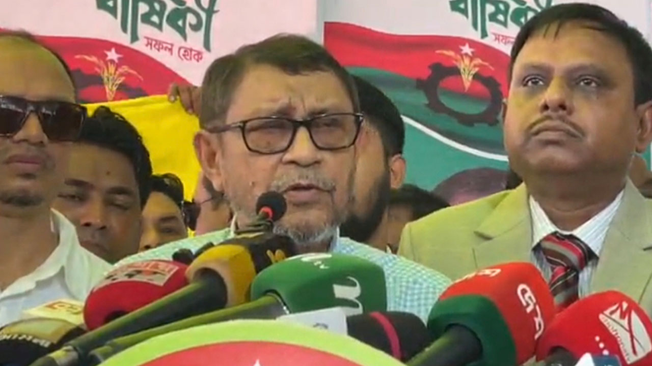 ডেঙ্গু মোকাবিলায় যুদ্ধ ঘোষণা করলেন স্বাস্থ্যমন্ত্রী