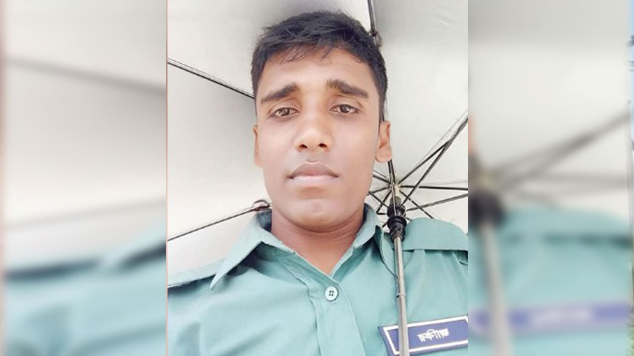 অভিযানের নামে স্বর্ণ আত্মসাৎ, পুলিশ সদস্যসহ গ্রেপ্তার ২