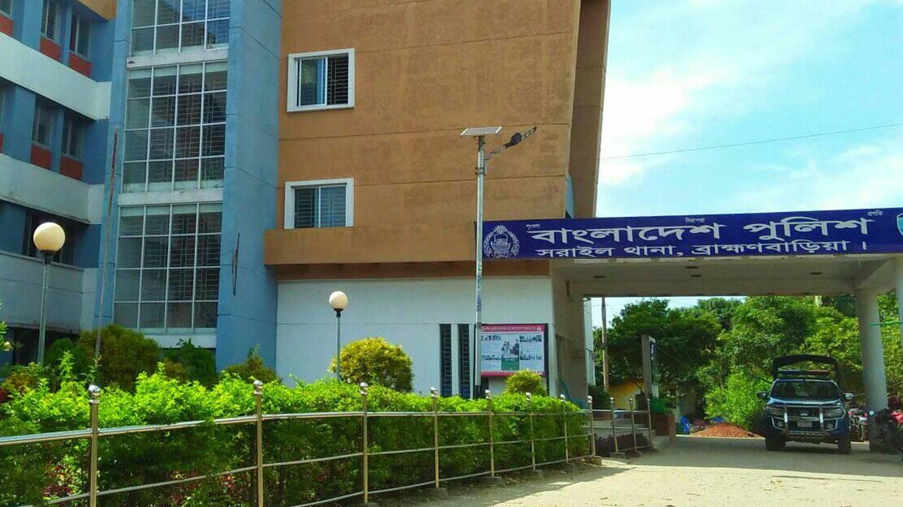 প্রবাসী স্বামীর সাথে কথাকাটাকাটিতে আত্মহত্যা তরুণীর