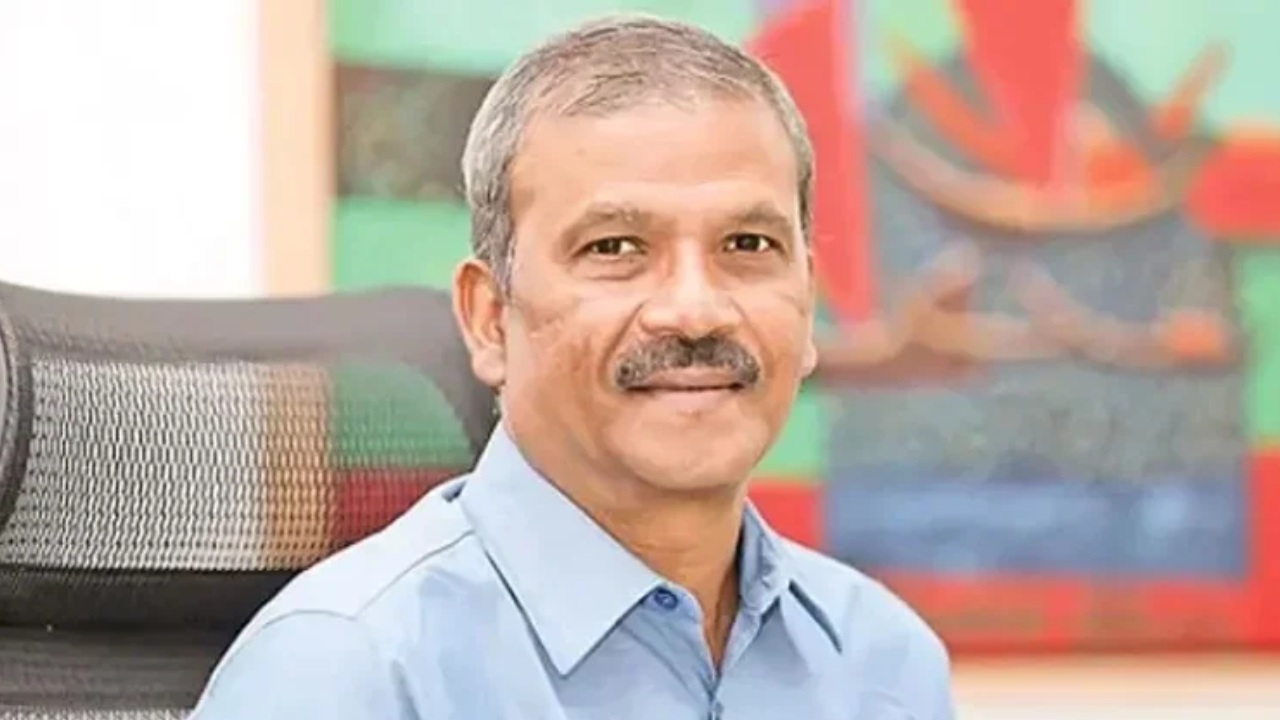 বিশ্বকাপ বর্জনে একা সিদ্ধান্ত আসিফ নজরুলের