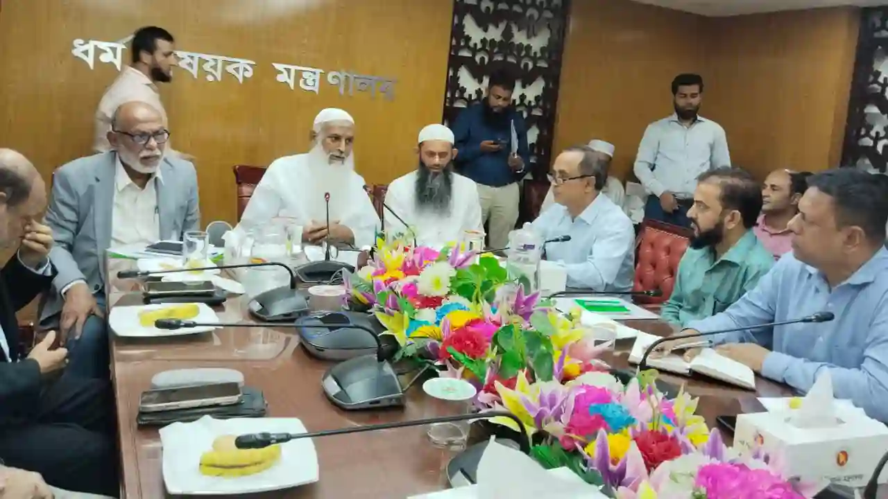 হজযাত্রীদের কোনো কষ্ট সহ্য হবে না: ধর্মমন্ত্রী