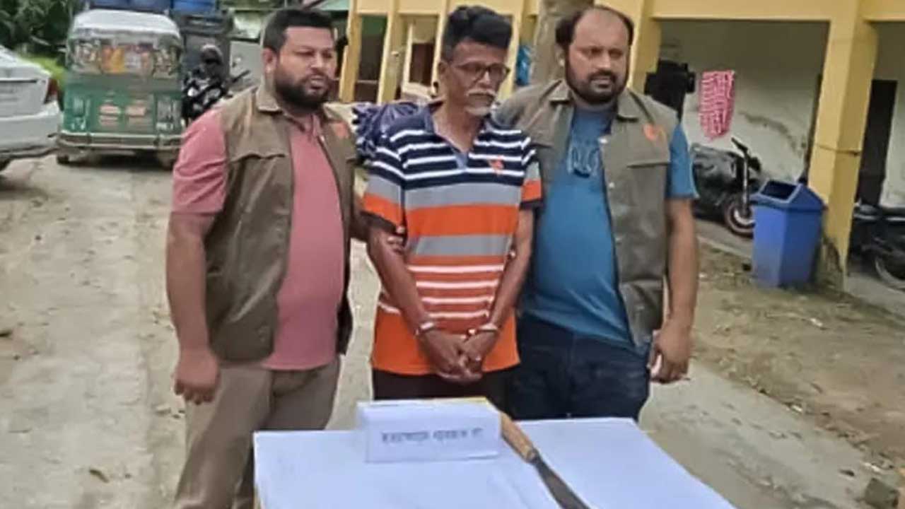 কুমিল্লায় ফুফু ও ভাতিজাকে হত্যার মূল অভিযুক্তসহ তিন গ্রেপ্তার