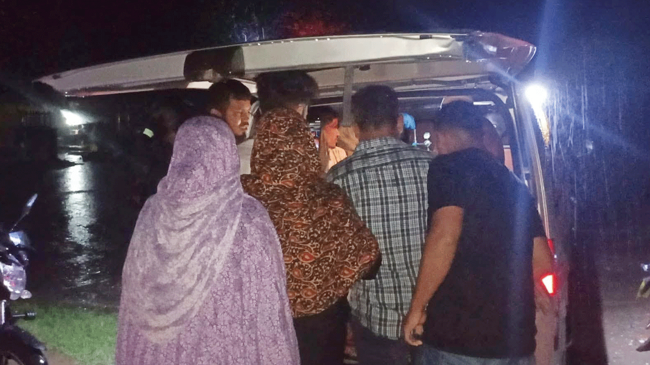 কবরস্থানের জমি নিয়ে বিরোধে হামলা, নিহত ১