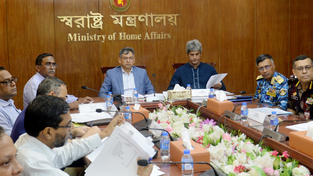 প্রকল্পে সময়ক্ষেপণ নয়, নির্ধারিত সময়েই কাজ শেষের নির্দেশ স্বরাষ্ট্রমন্ত্রীর