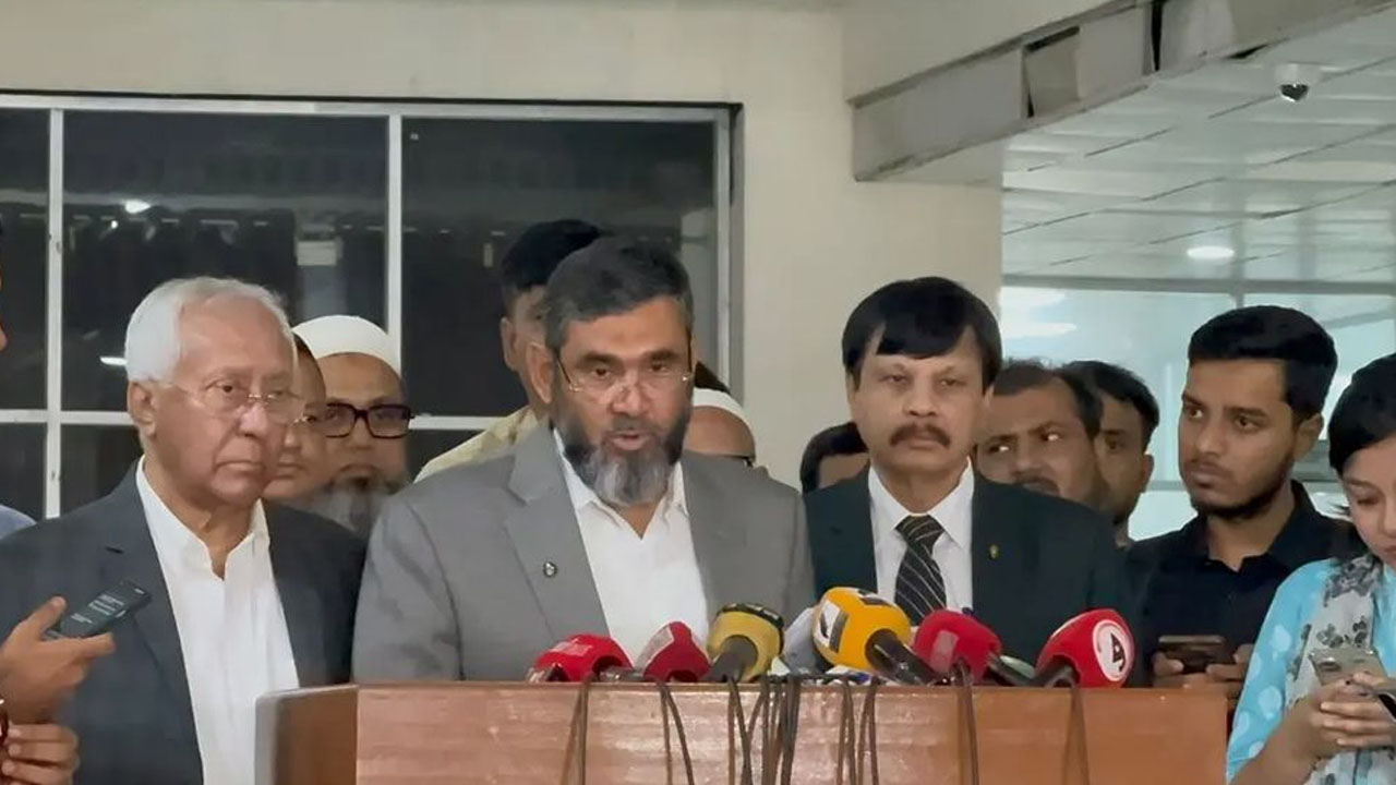 স্থানীয় সরকার নির্বাচনের তারিখ নিয়ে নতুন তথ্য জানালেন ইসি সানাউল্লাহ