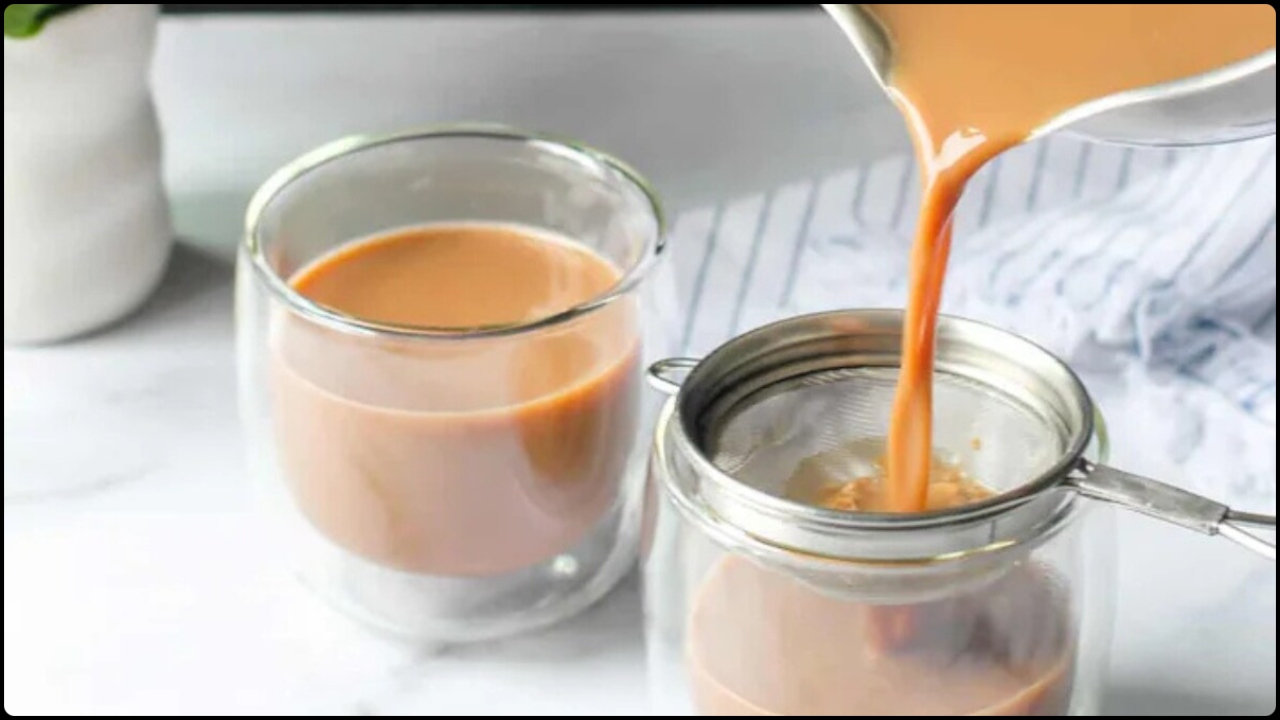 বারবার গরম করে চা খেলে ঝুঁকি কতটা