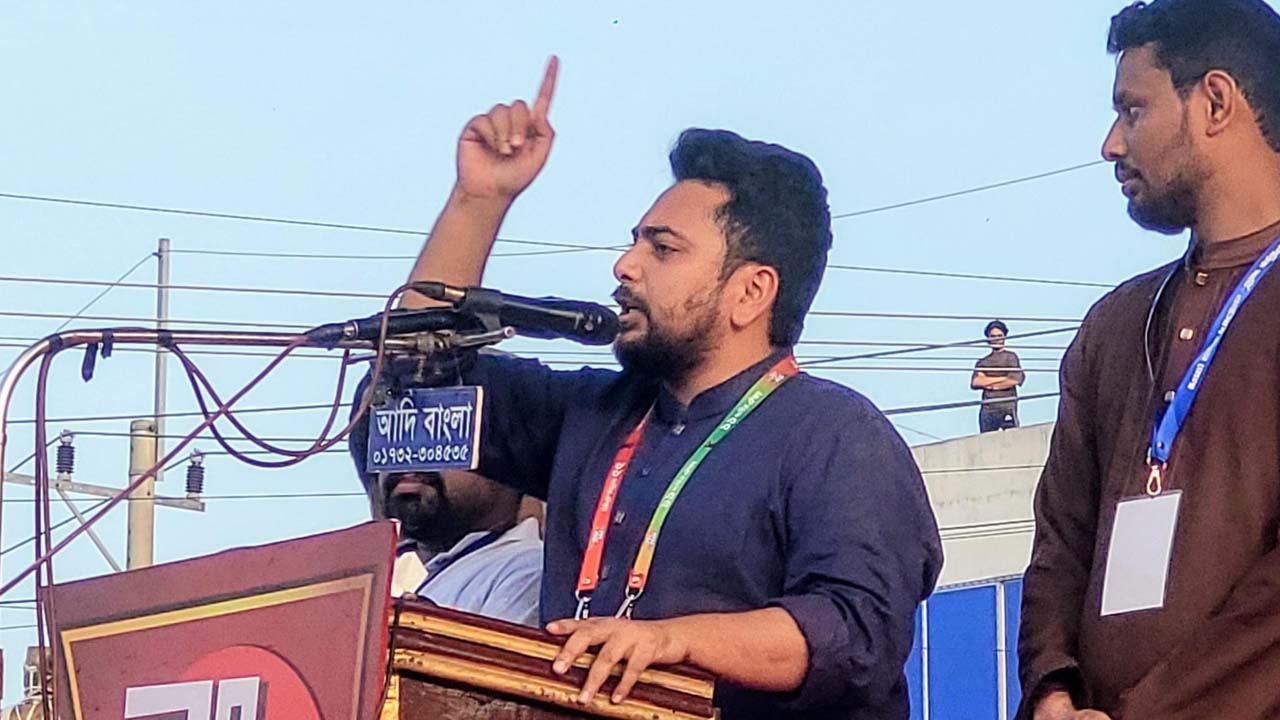 গণভোটের রায় বাস্তবায়নে জীবন দিতে প্রস্তুত: নাহিদ ইসলাম