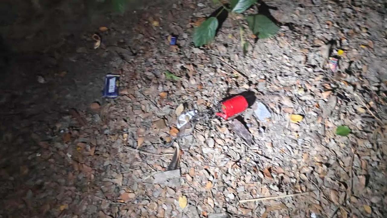 গাইবান্ধায় তিন ককটেল বিস্ফোরণ, 'জয় বাংলা' স্লোগান