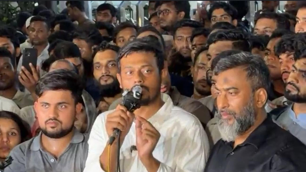 নতুন বাহিনী গঠন করে গ্রেপ্তারের হুমকি: এনসিপি আহ্বায়ক