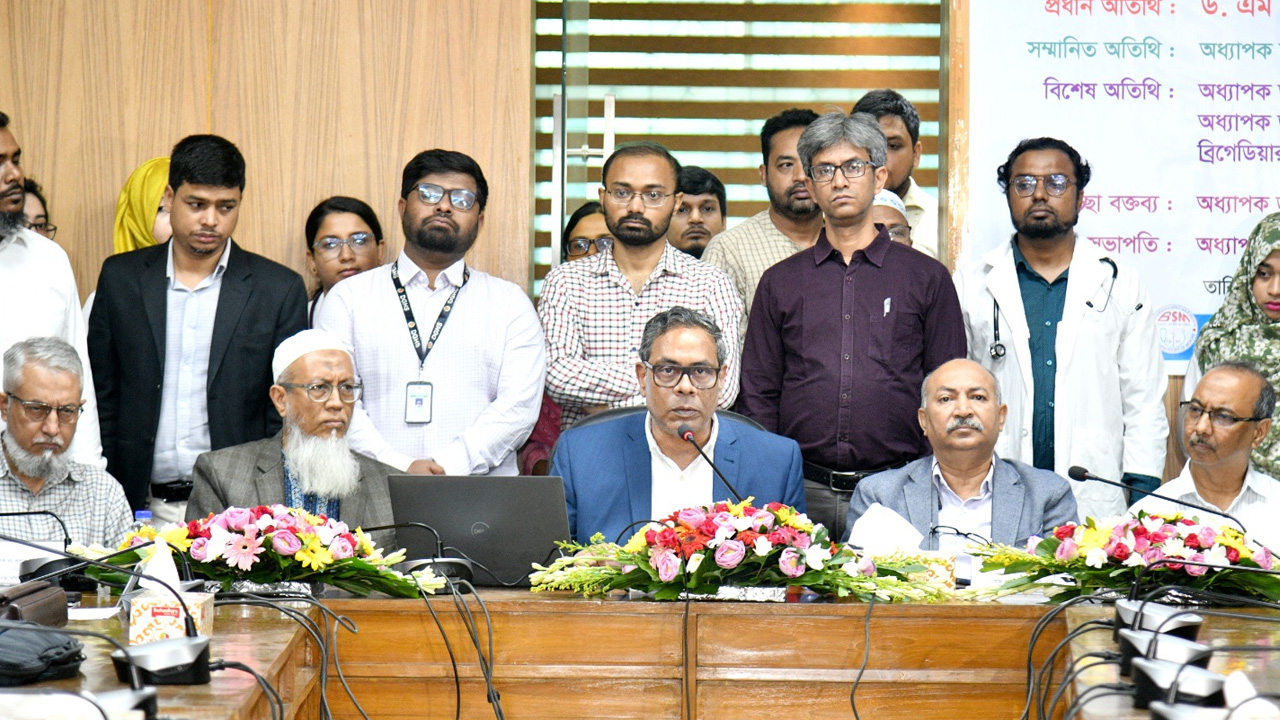 ডেঙ্গুতে মৃত্যুর হার শূন্যে নামাতে চিকিৎসকদের বিশেষ প্রশিক্ষণ