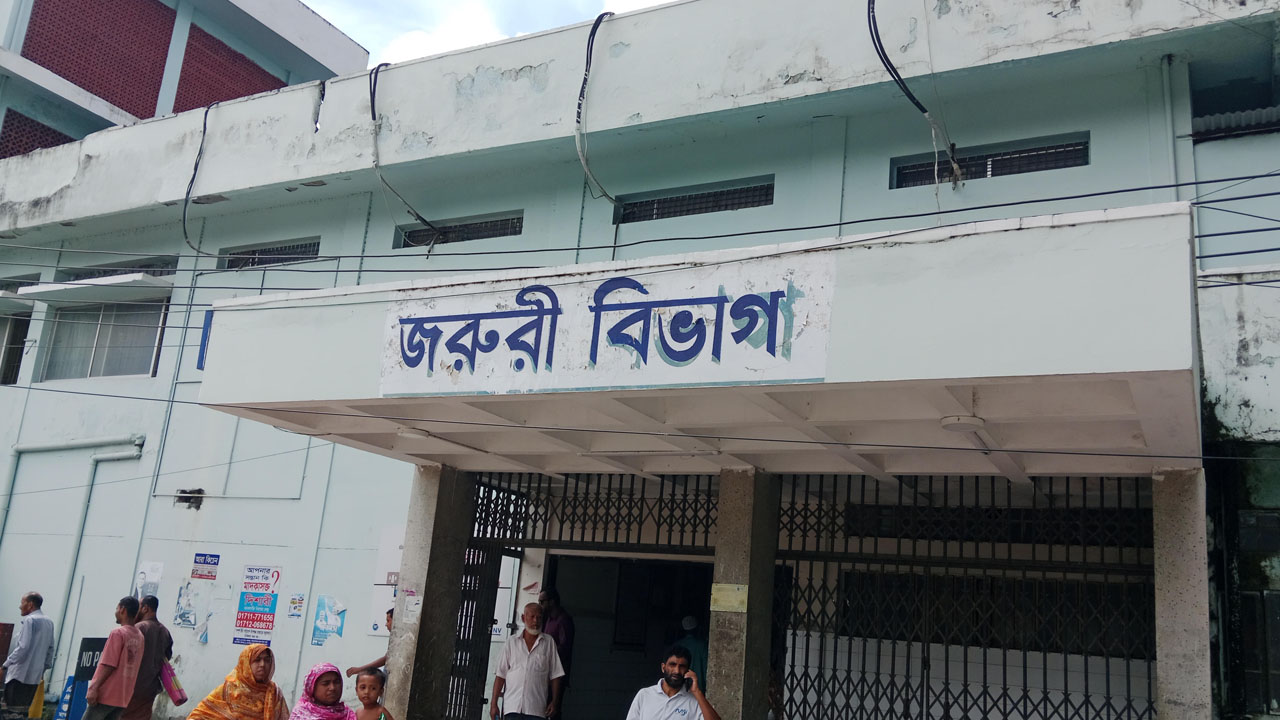 যশোরে বৈদ্যুতিক পোলে কাজ করতে গিয়ে ইন্টারনেটকর্মীর মৃত্যু
